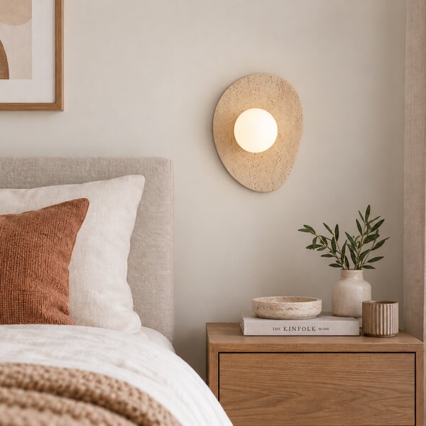 Lampada da parete Japandi in pietra naturale organica con vetro opalino - Josie