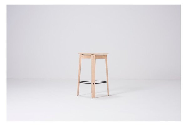 Sedia da bar di colore naturale in rovere massiccio (altezza della seduta 65 cm) Nora – Gazzda