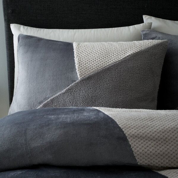 Biancheria da letto singola grigia in micropile 135x200 cm Cosy - Catherine Lansfield
