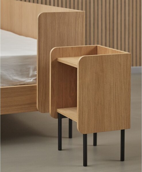Comodino colore naturale in rovere con ripiani Wrap - Bonami Selection