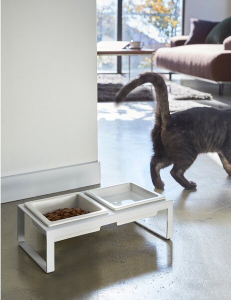 Set di ciotole per animali bianche con supporto Yamazaki Tower - YAMAZAKI