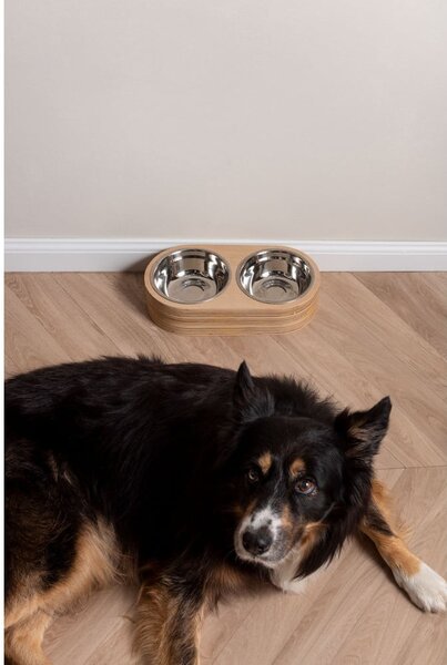 Set di 2 ciotole in metallo con base in legno chiaro Pet, larghezza 18 cm Dinner Time - PT LIVING