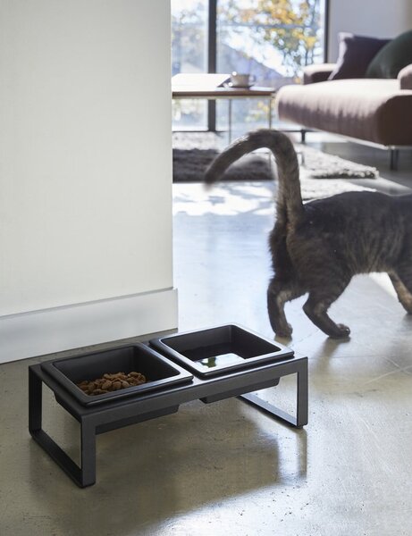Set di ciotole nere per animali con supporto Yamazaki Tower - YAMAZAKI