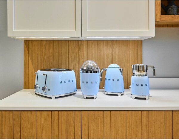 Bollitore azzurro 1,7 l 50's Retro Style - SMEG