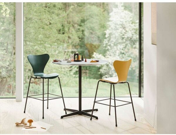 Series 7 Junior Chair Burnt Yellow - Fritz Hansen