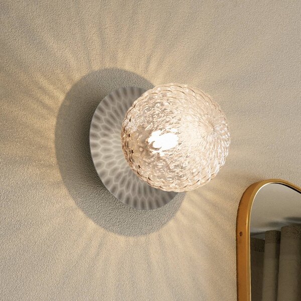 Nuura Aps Applique da parete di design Liila, dimmerabile, Cromo / Argento, Bagno, Metallo, Scandinavo, Applique