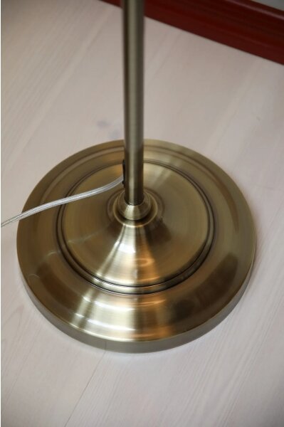 Markslöjd 108972 - Lampada da terra OXFORD 1xE14/40W/230V bianco/ottone