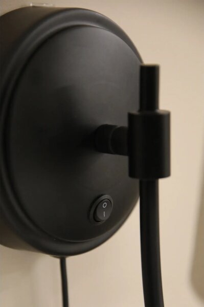 Markslöjd 108907 - Lampada da parete AMAR 1xE14/40W/230V lino/nero