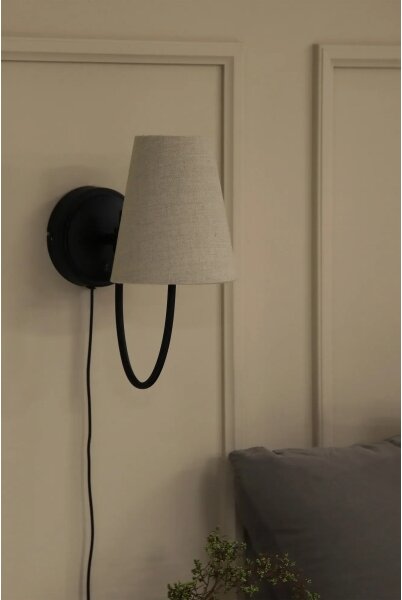 Markslöjd 108907 - Lampada da parete AMAR 1xE14/40W/230V lino/nero