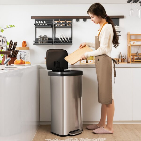 Costway Cestino dell'immondizia in acciaio inox con coperchio con chiusura automatica, Bidone della spazzatura 68L Argento
