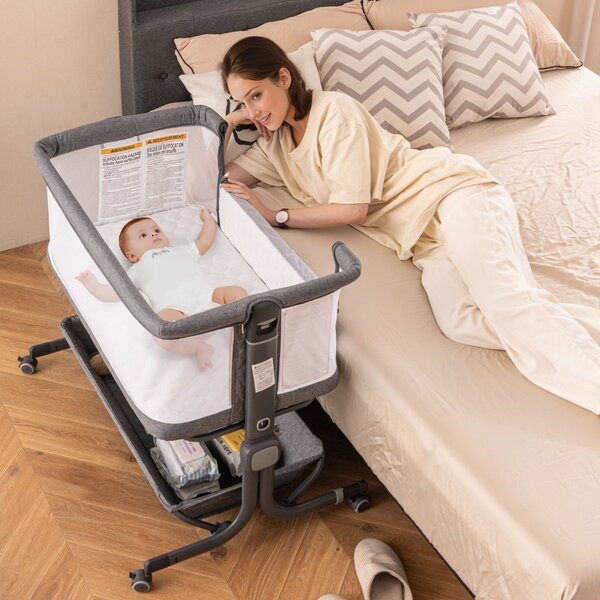 Costway Culla da affiancare per neonati con altezza regolabile a 6 livelli mensola portaoggetti, Culla da letto pieghevole Grigio scuro