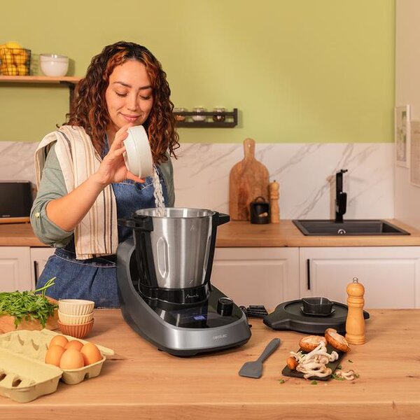 Cecotec Robot da Cucina Multifunzione 3,3 Litri Potenza 1600 Watt + Funzione Cottura - 04345 Mambo Touch