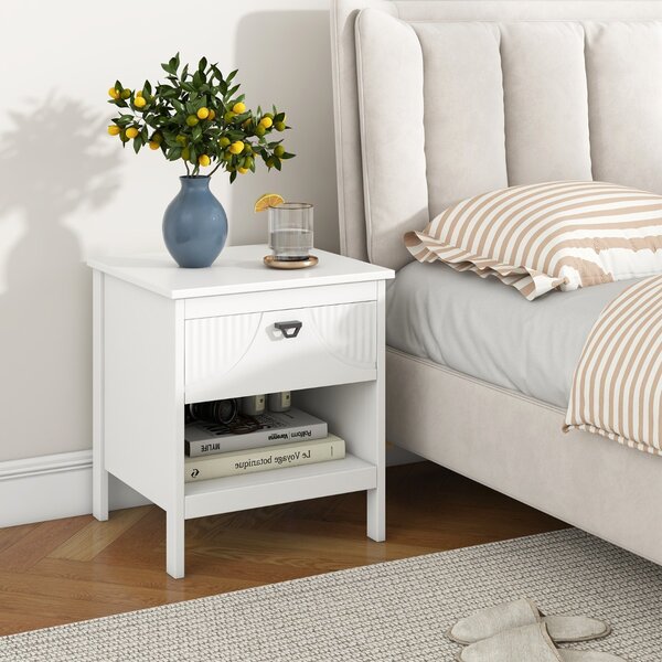 Costway Tavolino compatto in legno con cassetto per soggiorno, Comodino a 2 ripiani con scaffale aperto per letto Bianco