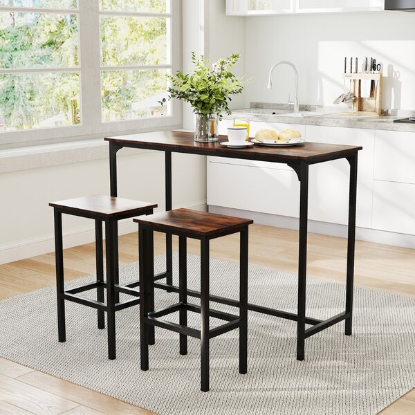 Costway Set da pranzo 3 pezzi con tavolo industriale alto 120 cm, 2 sgabelli da bar e sedie per spazi piccoli Marrone