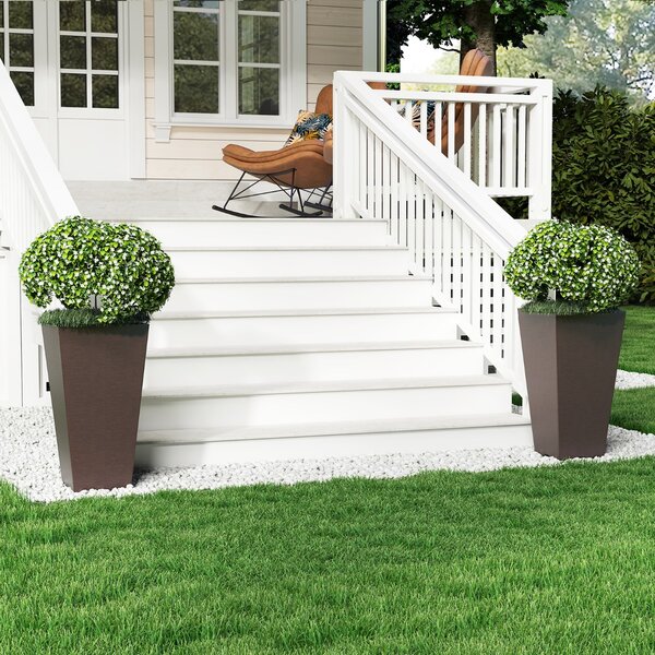Costway Vasi da fiori auto-irriganti da 57 cm con secchio interno rimovibile e fori di drenaggio, Set di 2 vasi quadrati ed esterno per casa Marrone