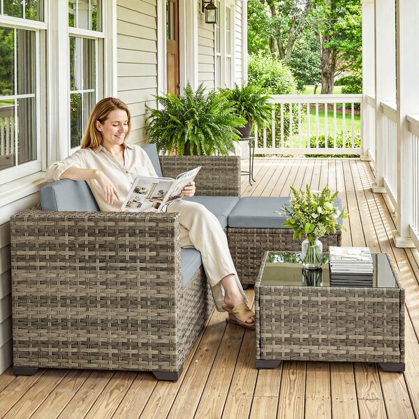 Outsunny Set da Giardino Esterno in Rattan 5 Pezzi con Cuscini 2 Poltrone Angolari Poltrona senza Braccioli Poggiapiedi e Tavolino | Aosom Italy