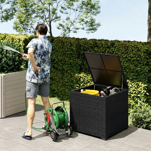Outsunny Baule da esterno in rattan 253 L con pistone a gas, fodera con cerniera e struttura in acciaio, Nero | Aosom Italy