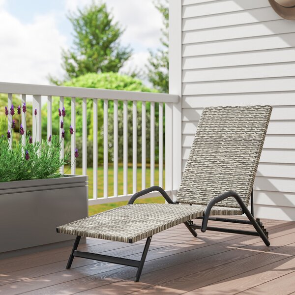 Outsunny Lettino prendisole sdraio in resina intrecciata reclinabile e regolabile su 4 livelli a forma di S, 156x62x96cm marrone | Aosom Italy