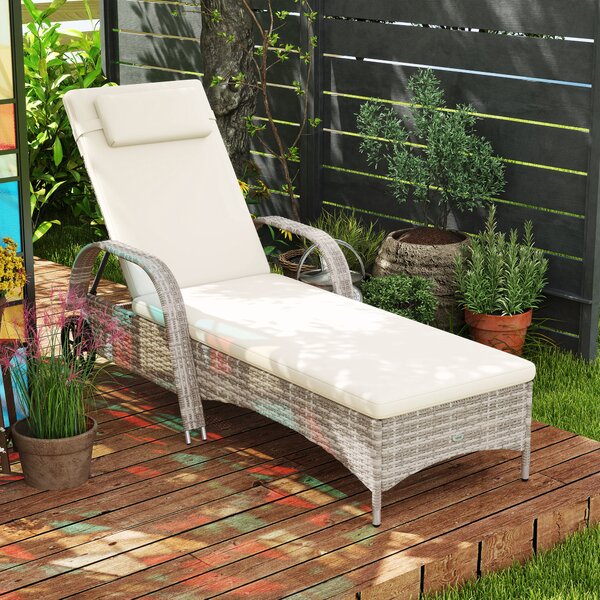 Outsunny Lettino prendisole con materasso, inclinazione multiposizione regolabile, braccioli, ruote 200 x 73 x 30-103 cm Grigio chiaro | Aosom Italy