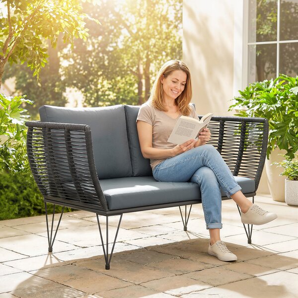 Outsunny Divano da giardino con cuscini 2 posti Divano outdoor Divano per balcone Divano in rattan Polyrattan Mobili da giardino 123 x 67 x 72 cm Grigio chiaro | Aosom Italy