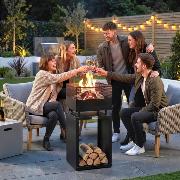 Outsunny Braciere 39 x 39 x 87 cm Focolare con deposito legna, griglia per carbone, piedi regolabili, Nero | Aosom Italy