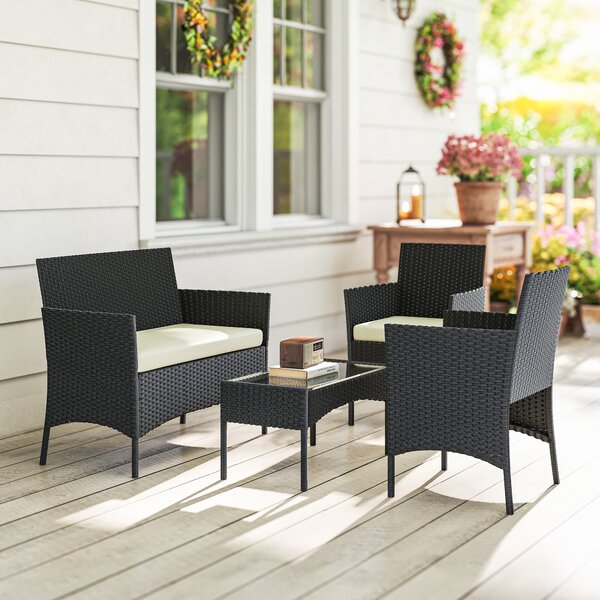 Outsunny Set Mobili da Giardino in Rattan Sintetico con Divano, Poltrone e Tavolo in Vetro Temperato con Cuscini Nero e Crema | Aosom Italy