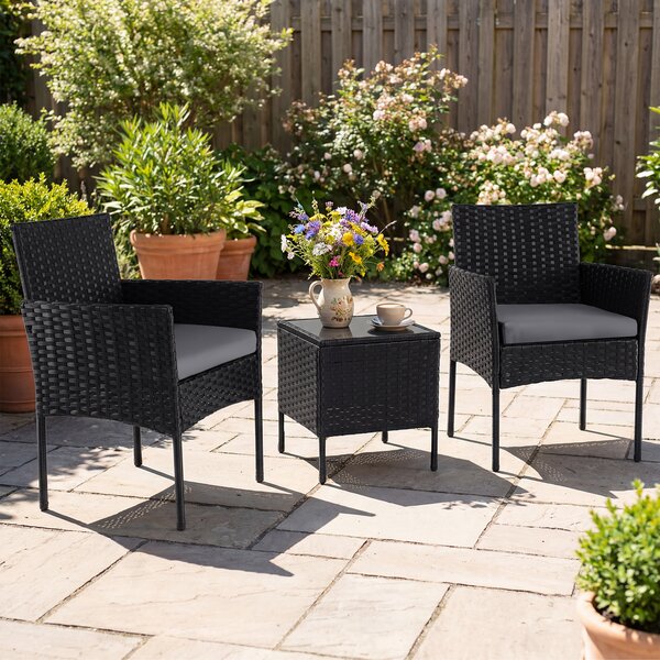 Costway Set mobili da giardino 3 pezzi in rattan con tavolino vetro temperato e 2 poltrone, Arredamento esterno per patio balcone e piscina Grigio