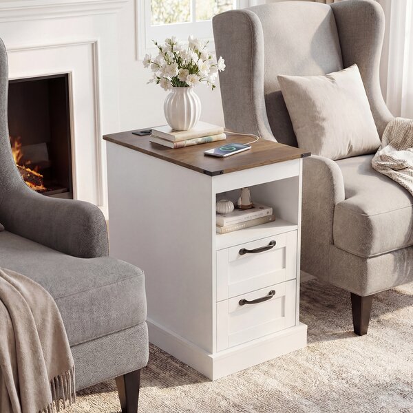 Costway Set di 2 comodini rustico stazione ricarica tavolino stretto mensola aperta 2 cassetti, Comodino camera letto soggiorno dormitorio Bianco
