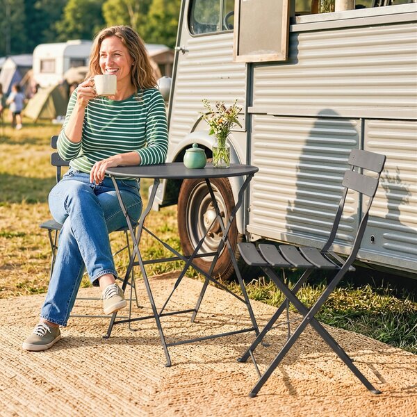 Outsunny Set Bistrot da Giardino 3 Pezzi Tavolo e 2 Sedie Pieghevoli a Doghe Doppia Protezione Antiruggine Nero | Aosom Italy