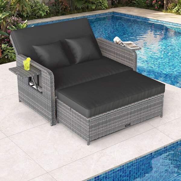 Costway Divano letto in rattan per patio con schienale regolabile e tavolini pieghevoli, Set 2 pezzi con divanetto e pouf per giardino e piscina Nero