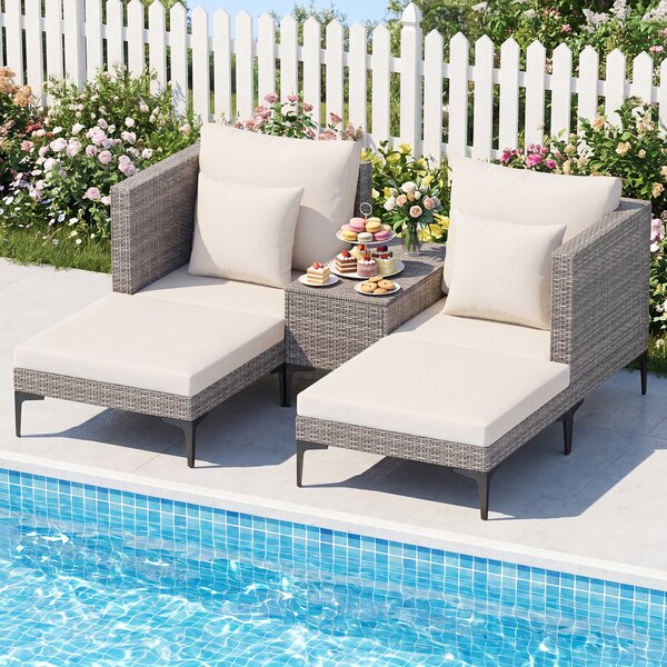 Costway Salotto da giardino esterno 5 pezzi con 2 poltrone 2 poggiapiedi e 1 tavolino, Set di mobili da giardino in rattan Bianco