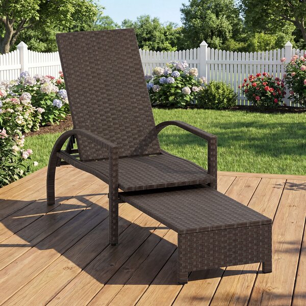 Costway Lettino prendisole pieghevole da giardino con schienale regolabile in 6 posizioni, Sedia da salotto in rattan con poggiapiedi