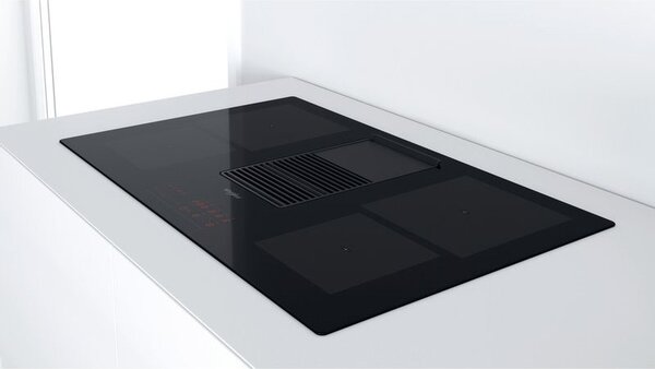 Whirlpool Piano Cottura a Induzione con Cappa Integrata Aspirante 4 Fuochi Larghezza 80 cm colore Nero - WVH 92 K/1