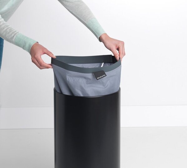 Cesto portabiancheria in metallo nero opaco 35 L - Brabantia