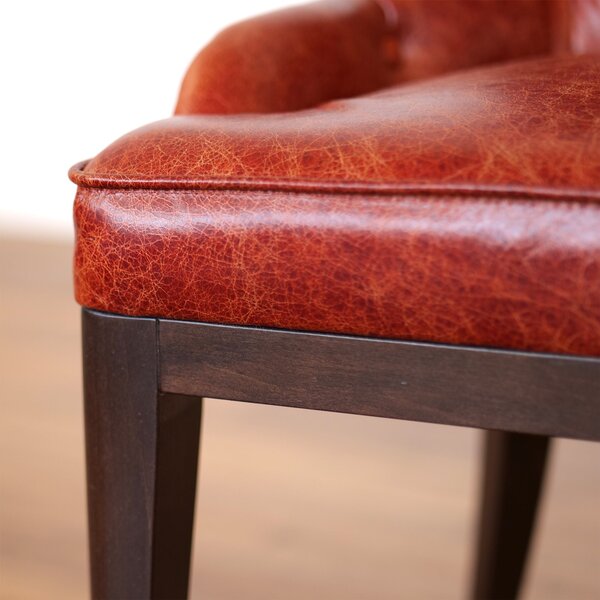 Sedia Cosmo in Pelle Primo Fiore Premium - Struttura Legno Massello - Design Iconico