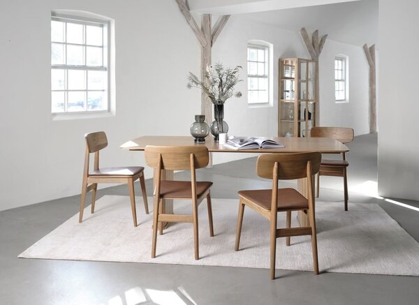 Sedia da pranzo in similpelle in colore marrone cognac-naturale Livo - Unique Furniture