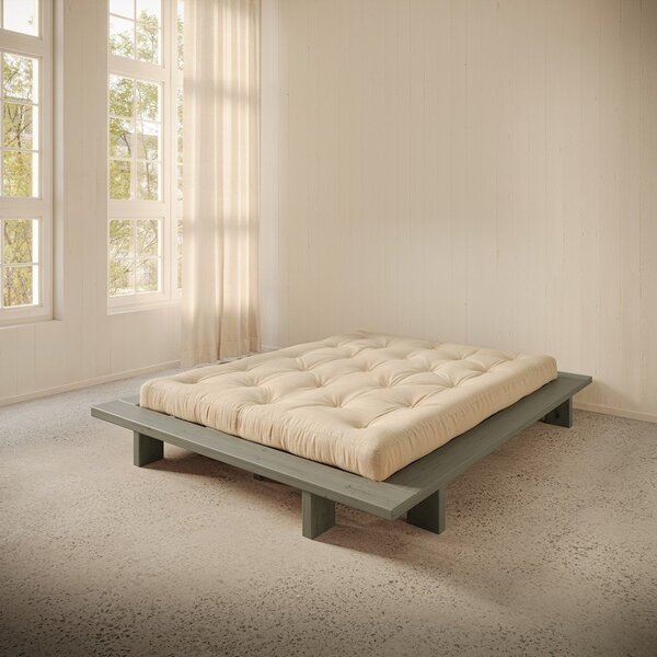 Letto matrimoniale color salvia in pino massiccio senza testiera con rete inclusa 160x200 cm Japan – Karup Design