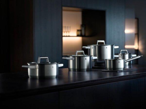 Set di pentole in acciaio inox 9 pezzi Comfort Line - WMF