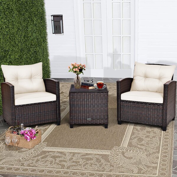 Costway Set di 3 mobili da patio con 4 cuscini rimovibili, Set di 2 sedie e 1 tavolino in rattan con piano in vetro Beige