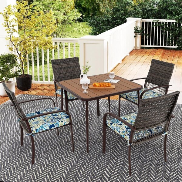 Costway Set da pranzo da esterno 5 pezzi per giardino, Set da pranzo in rattan con cuscini e tavolo quadrato Marrone