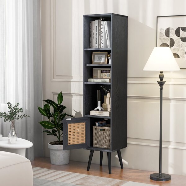 Costway Armadietto boho con porta in rattan gambe in legno massello, Mobile sottile autonomo ripiano regolabile Nero