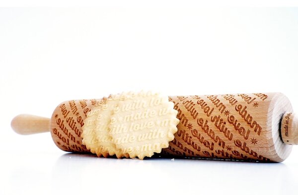Rullo per pasta in legno goffrato Made with Love Made With Love - Valek