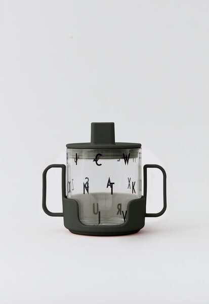 Manico nero per tazza per bambini - Design Letters