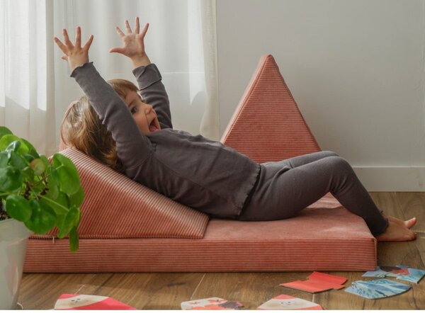 Pouf per bambini in velluto a coste rosa chiaro Montessori - Little Nice Things