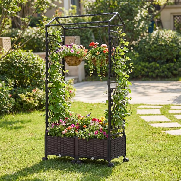 Costway Cassetta per piante con irrigazione automatica letto rialzato stabile su ruote bloccabili, Vaso da esterno con grigliato tetto in rattan impermeabile Marrone