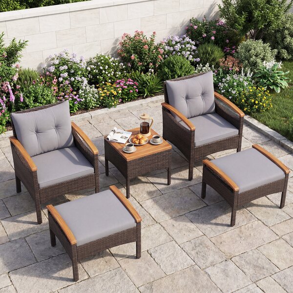 Costway Set di divani in rattan da 5 pezzi con cuscini per sedili schienale, Set in vimini da giardino per cortile Grigio
