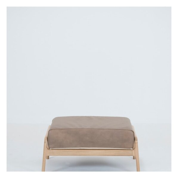 Poggiapiedi in pelle di bufalo marrone chiaro con struttura in rovere massiccio Fawn - Gazzda