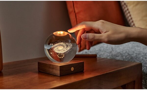 Decorazione luminosa marrone scuro con ricarica USB Amber – Gingko