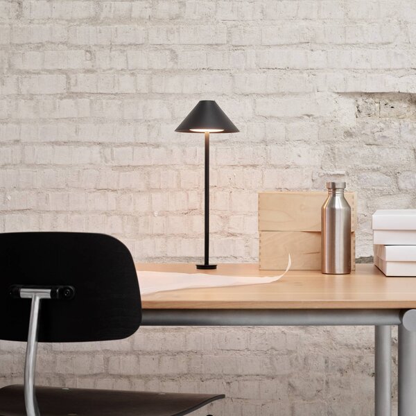 Louis Poulsen Keglen Lampada da tavolo Pin 3000 K nero Keglen, dimmerabile, Nero, Soggiorno / Sala da pranzo, Alluminio, Design