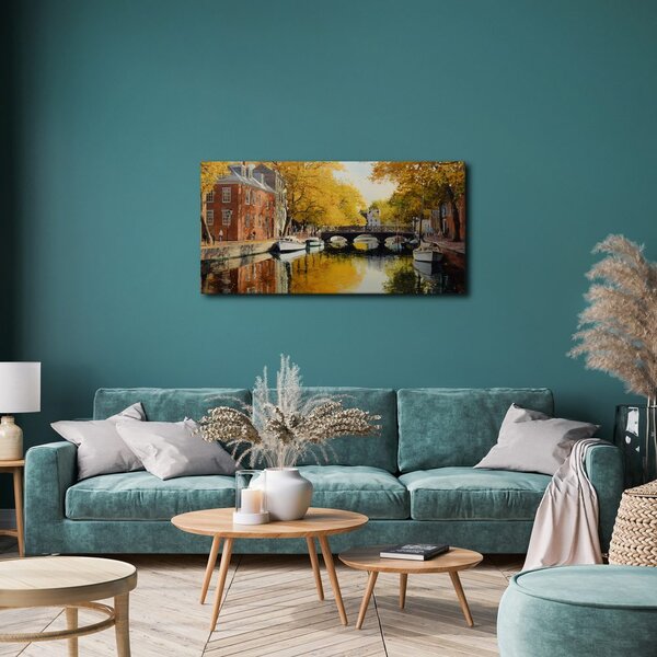 Quadro su tela – Tranquillo fiume autunnale con barche